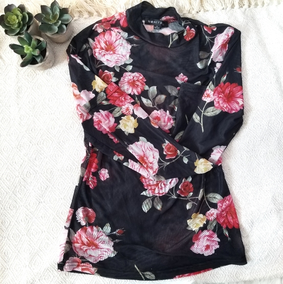 Honeybum floral Top - Picture 1 of 4